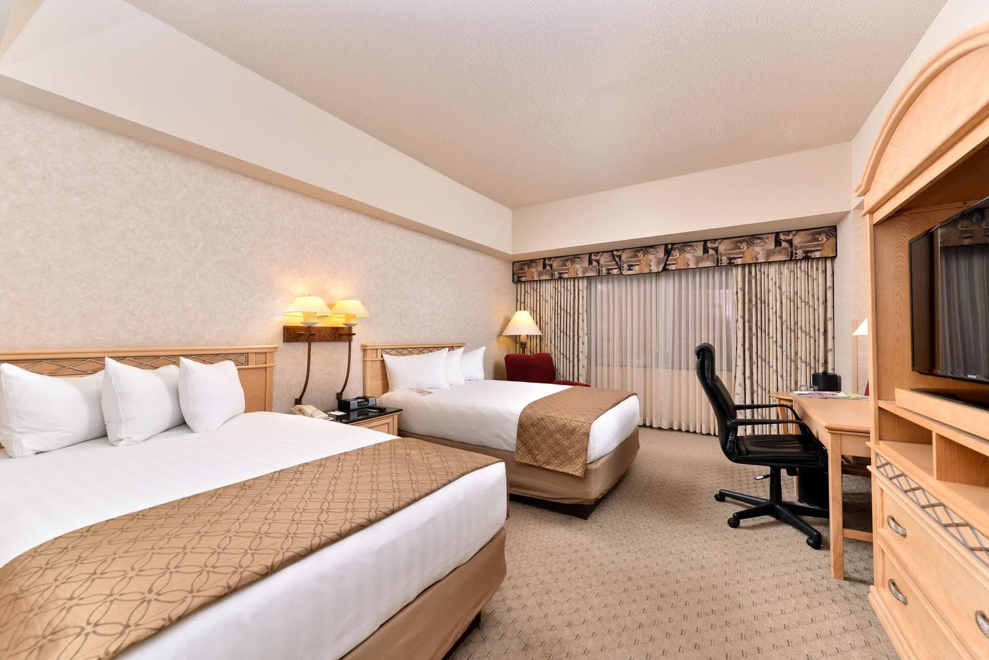 Hotel Edward & Convention Center Detroit