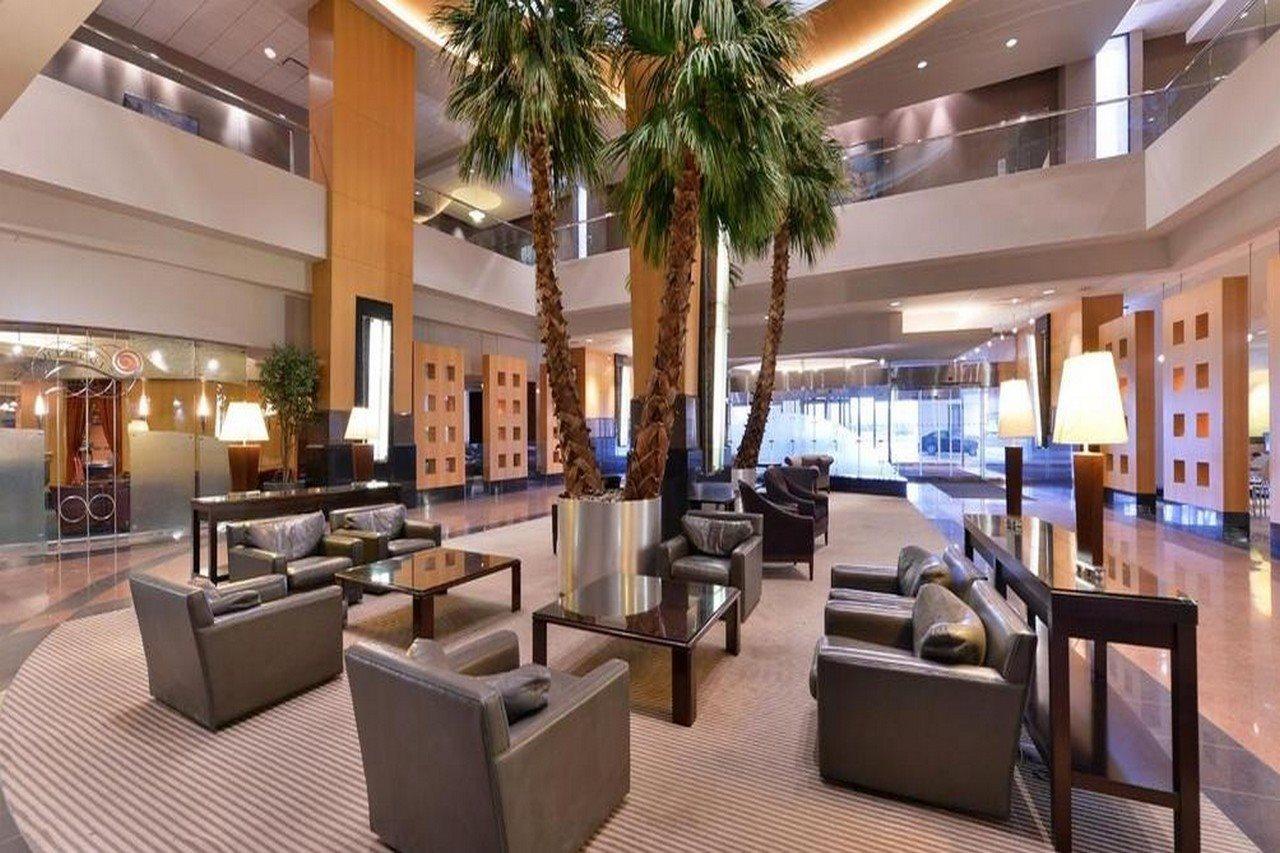 Hotel Edward & Convention Center